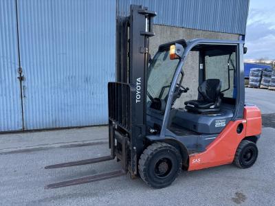 TOYOTA 2.5 TONNE DIESEL FORKLIFT