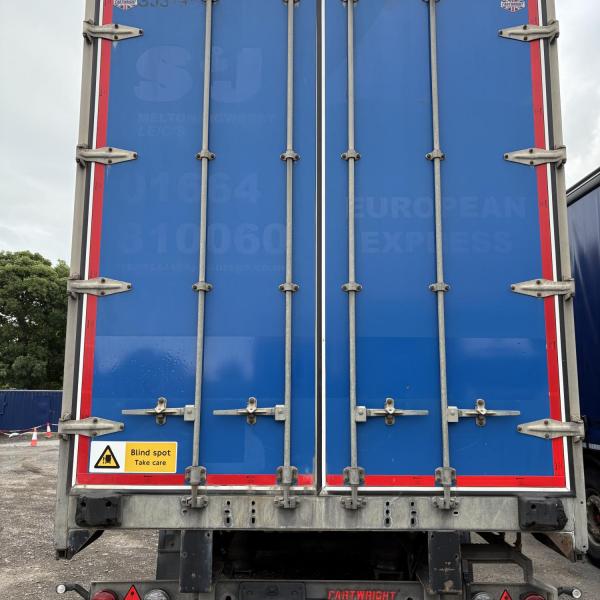 Cartwright 4.35 MT Triaxle Curtainsider