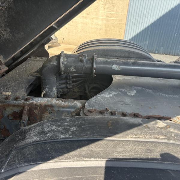 Volvo FM11 410 8x4 Tridem Bulk Blower