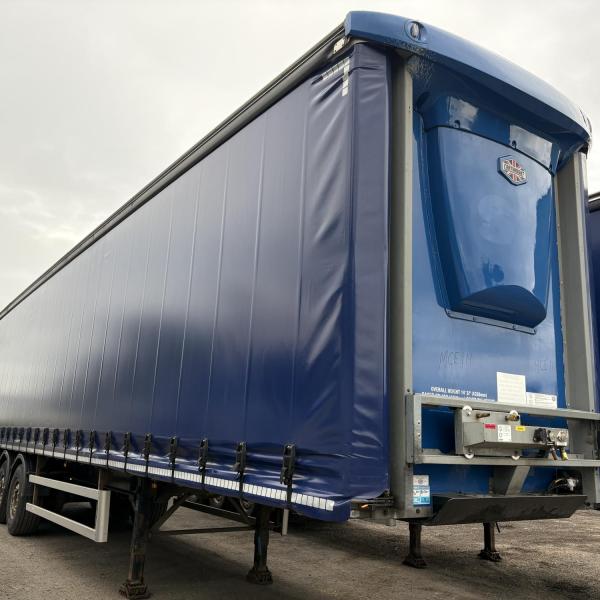 Cartwright 4.35 MT Triaxle Curtainsider