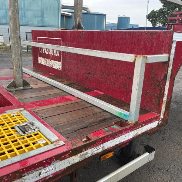 SDC 13.6MT Triaxle Stepframe Trailer