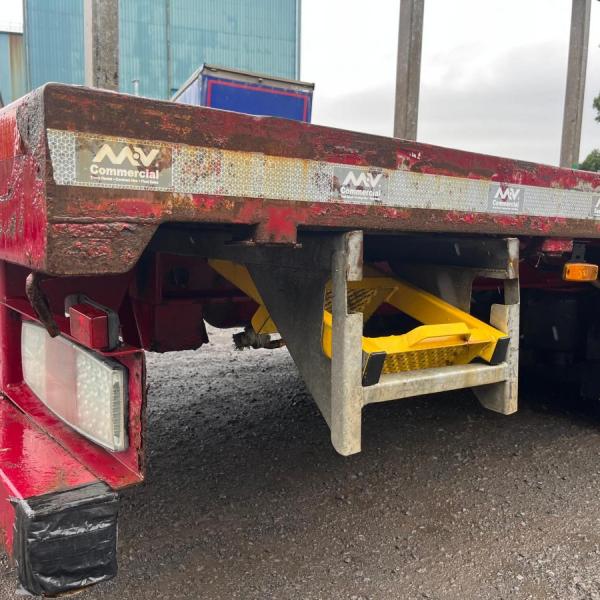SDC 13.6MT Triaxle Stepframe Trailer