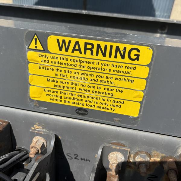 Volvo FM11 410 8x4 Tridem Bulk Blower