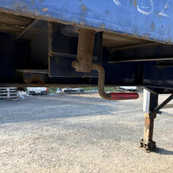 Dennison 13.6MT Triaxle PSK Flatbed Trailer