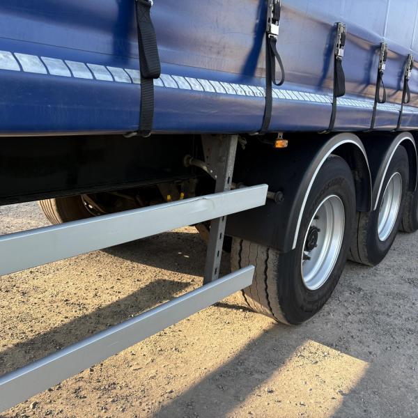Lawrence David 4.5MT Triaxle Curtainside Trailer