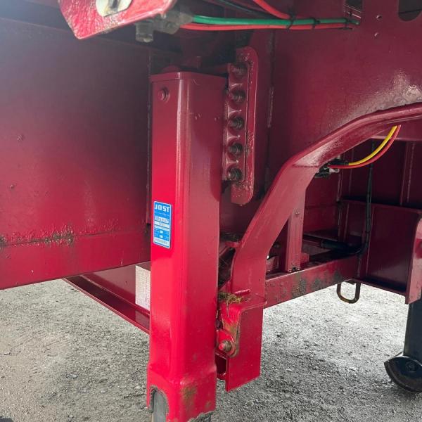 SDC 13.6MT Triaxle Stepframe Trailer