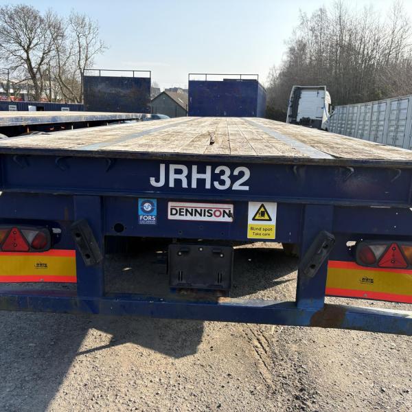 Dennison 13.6MT Triaxle PSK Flatbed Trailer