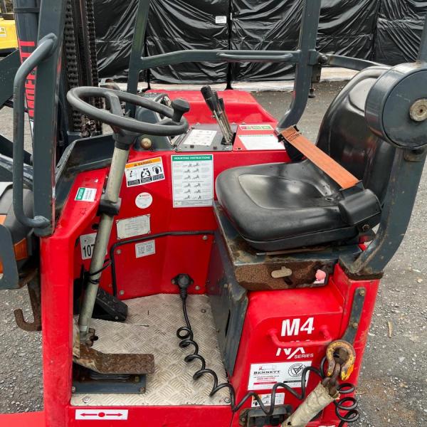 MOFFETT MOUNTY M4 20.3 FORKLIFT