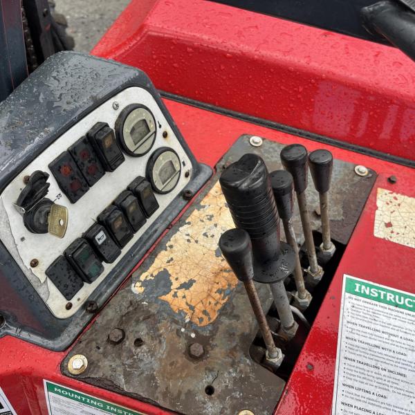 MOFFETT MOUNTY M4 20.3 Forklift