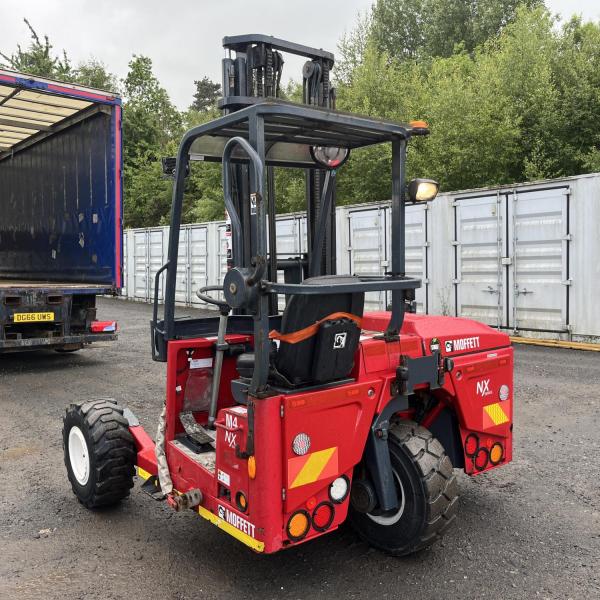 MOFFETT MOUNTY M4 20.3 Forklift