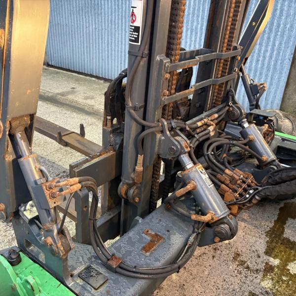 MOFFETT MOUNTY M5 25.3