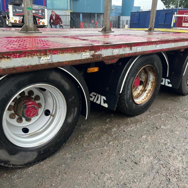 SDC 13.6MT Triaxle Stepframe Trailer
