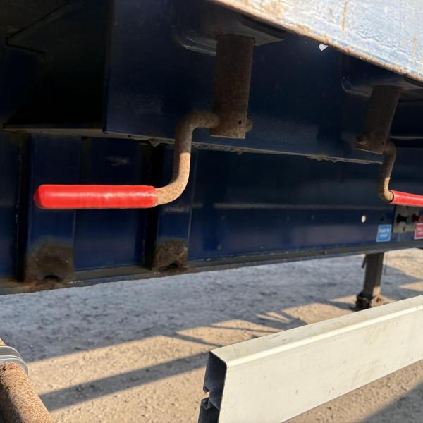 Dennison 13.6MT Triaxle PSK Flatbed Trailer