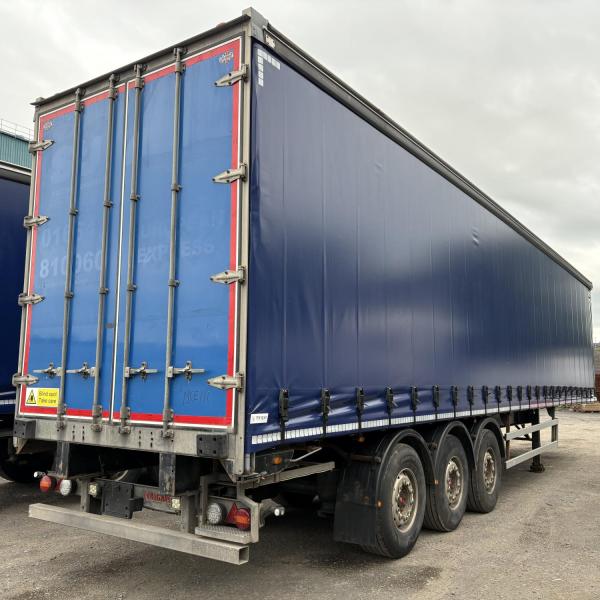 Cartwright 4.35 MT Triaxle Curtainsider