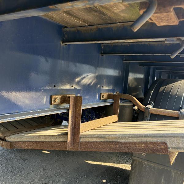 Dennison 13.6MT Triaxle PSK Flatbed Trailer