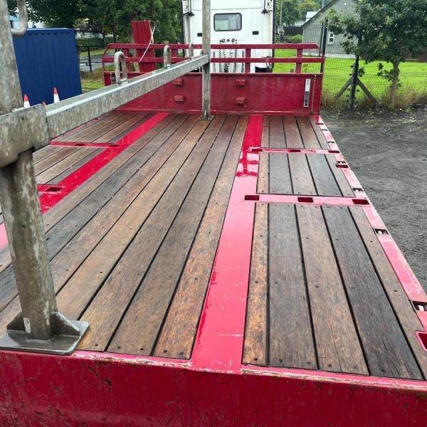 SDC 13.6MT Triaxle Stepframe Trailer