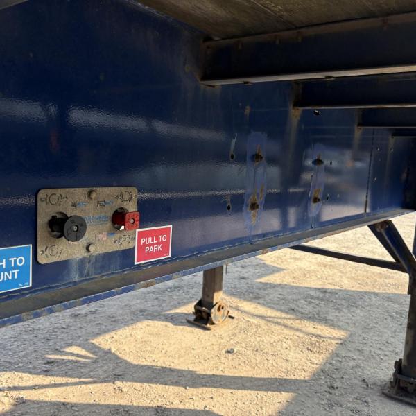 Dennison 13.6MT Triaxle PSK Flatbed Trailer