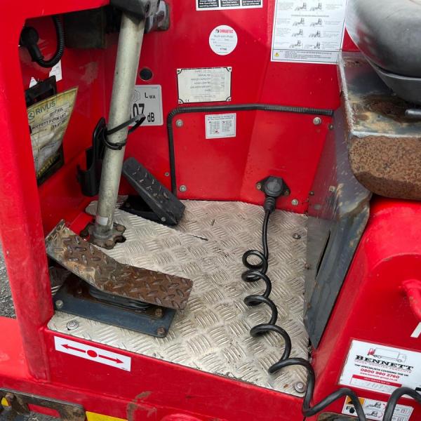 MOFFETT MOUNTY M4 20.3 FORKLIFT