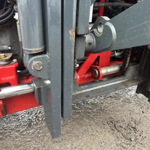 MOFFETT MOUNTY M4 20.3 Forklift