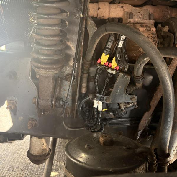 Volvo FM11 410 8x4 Tridem Bulk Blower
