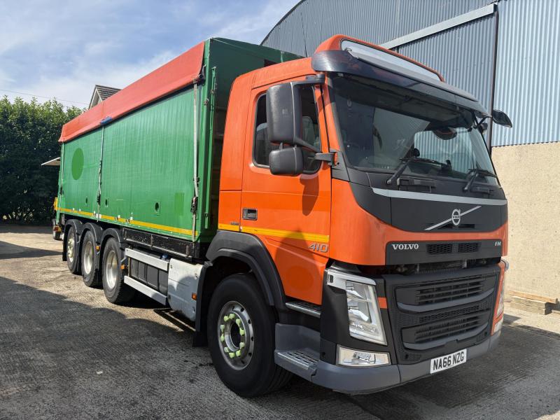 Volvo FM11 410 8x4 Tridem Bulk Blower